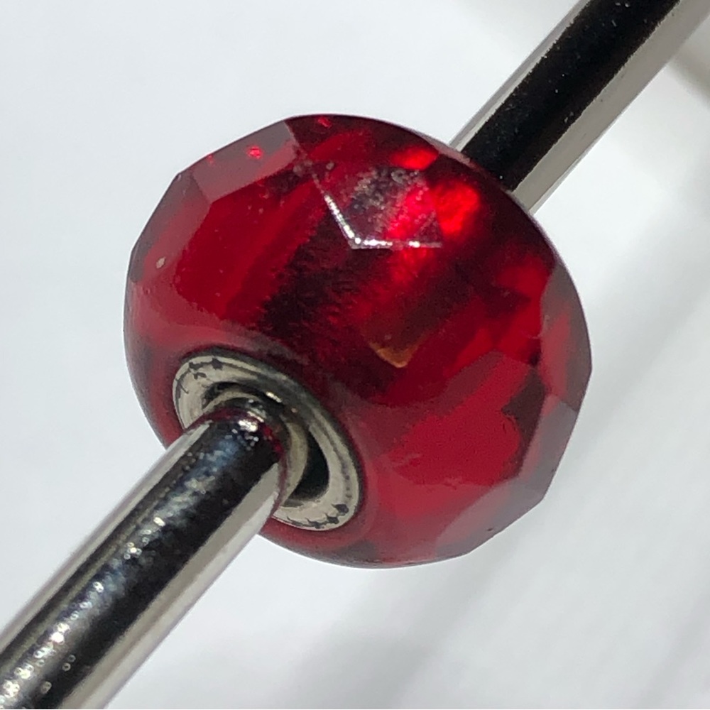 Trollbeads bright red prism bead